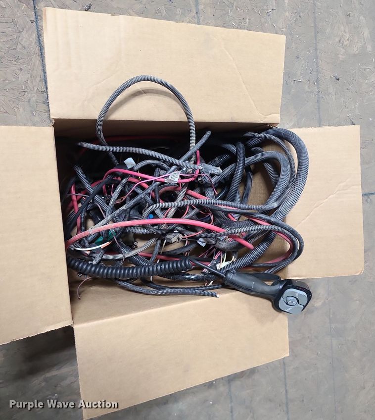 image for item MG9764 Boss  7'6" super duty snow plow