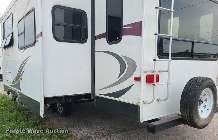 image for item MG9766 2012 Dutchmen Denali 265RL  camper