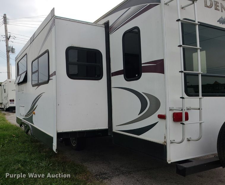 image for item MG9766 2012 Dutchmen Denali 265RL  camper