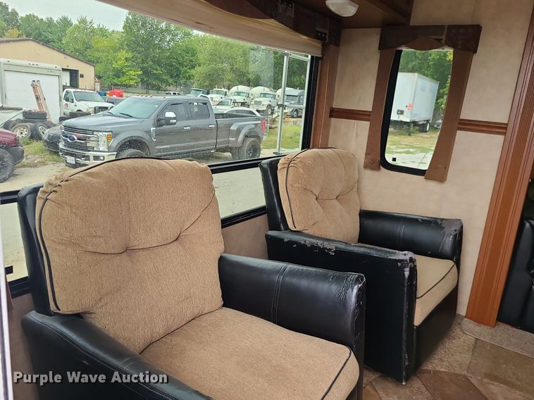 image for item MG9766 2012 Dutchmen Denali 265RL  camper