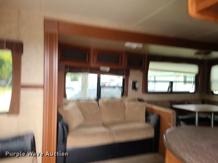 image for item MG9766 2012 Dutchmen Denali 265RL  camper