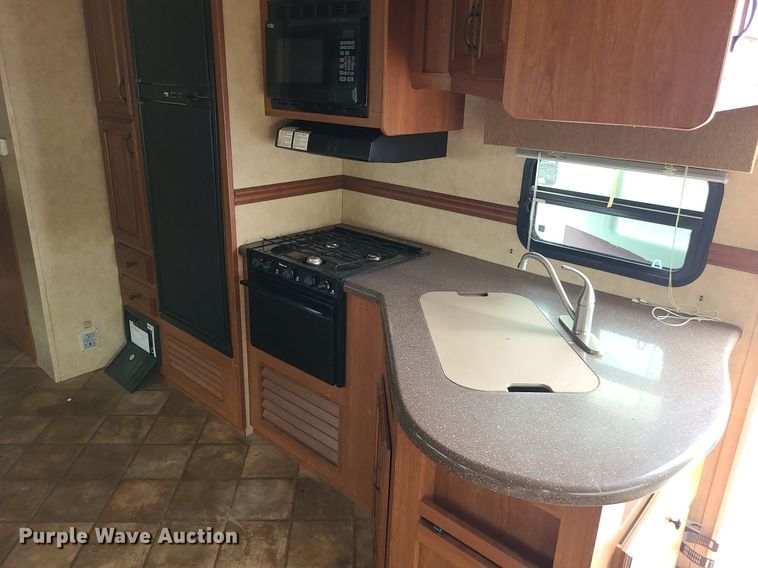 image for item MG9766 2012 Dutchmen Denali 265RL  camper