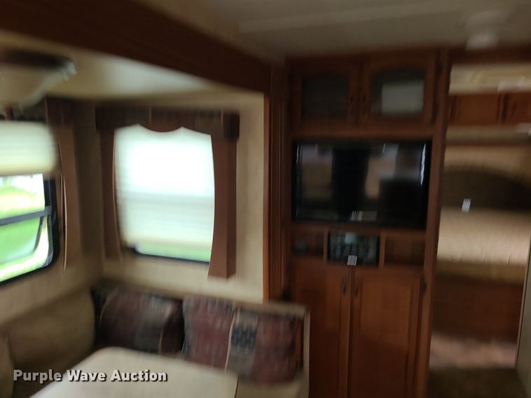 image for item MG9766 2012 Dutchmen Denali 265RL  camper