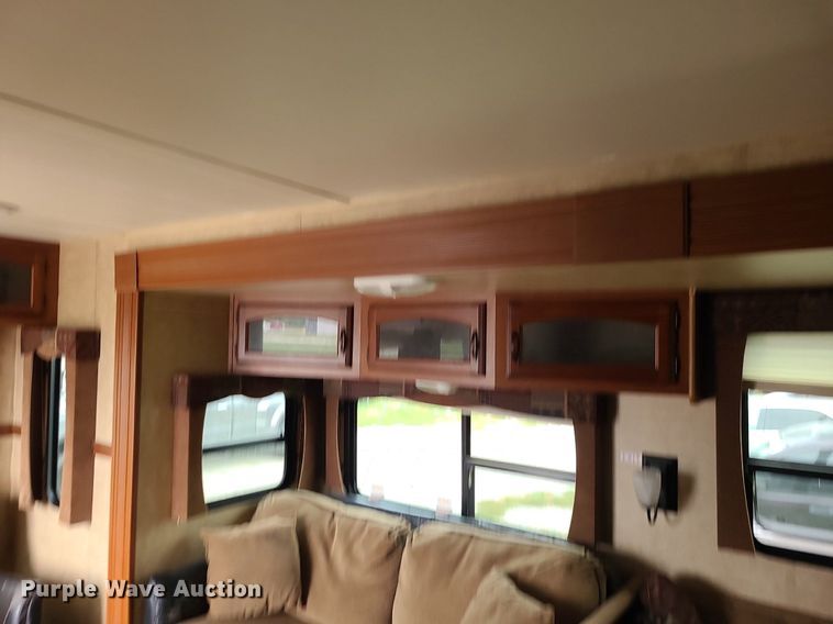 image for item MG9766 2012 Dutchmen Denali 265RL  camper