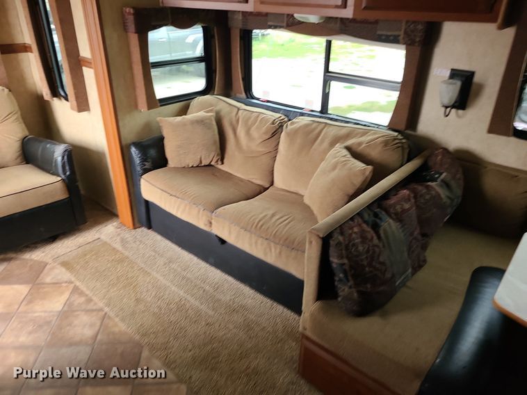 image for item MG9766 2012 Dutchmen Denali 265RL  camper