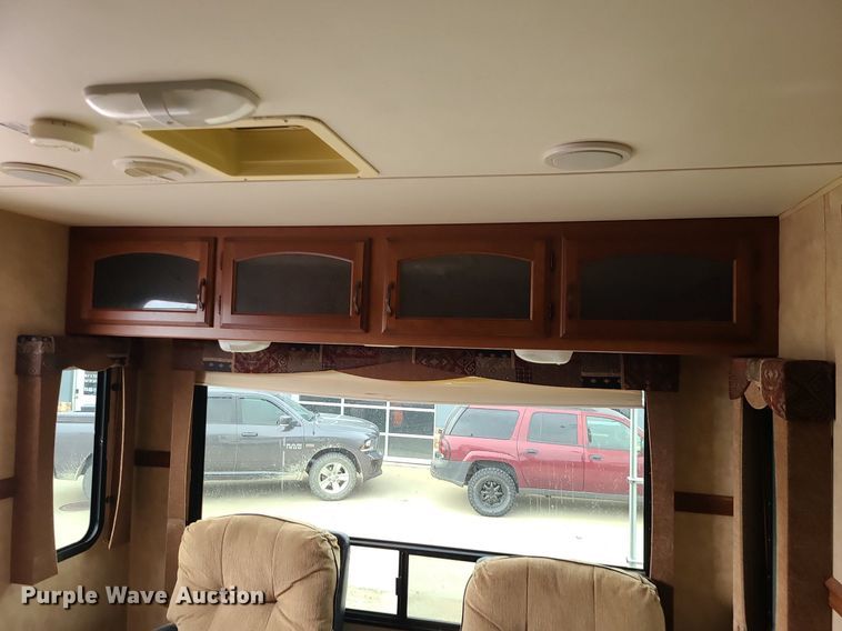 image for item MG9766 2012 Dutchmen Denali 265RL  camper