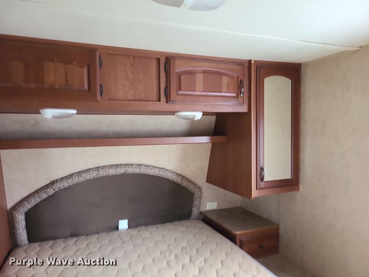 image for item MG9766 2012 Dutchmen Denali 265RL  camper