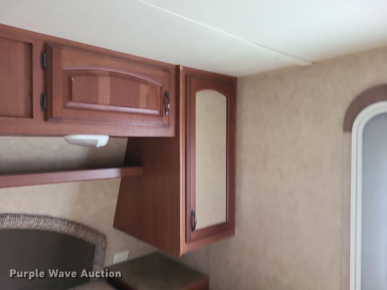 image for item MG9766 2012 Dutchmen Denali 265RL  camper