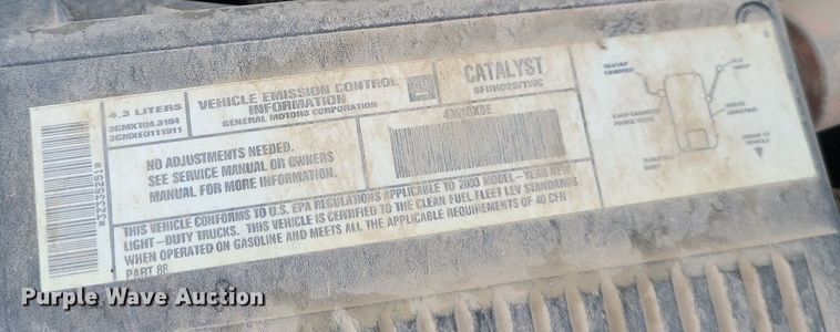 image for item MG9768 2003 Chevrolet Silverado 1500  pickup truck