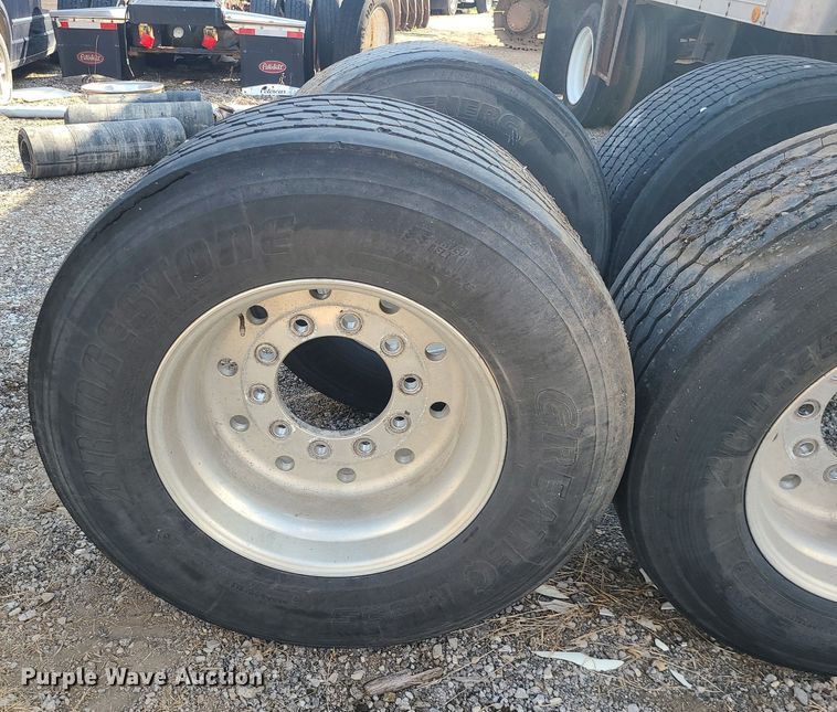 image for item MG9769 (4) tires and wheels