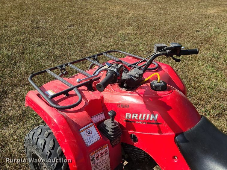 image for item MG9771 2004 Yamaha Bruin 350  ATV