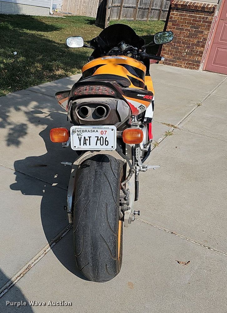 image for item MH9334 2005 Honda CBR1000RR  motorcycle