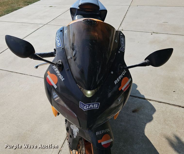 image for item MH9334 2005 Honda CBR1000RR  motorcycle