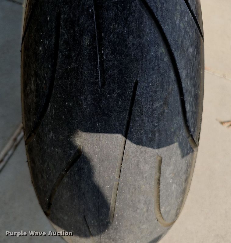 image for item MH9334 2005 Honda CBR1000RR  motorcycle