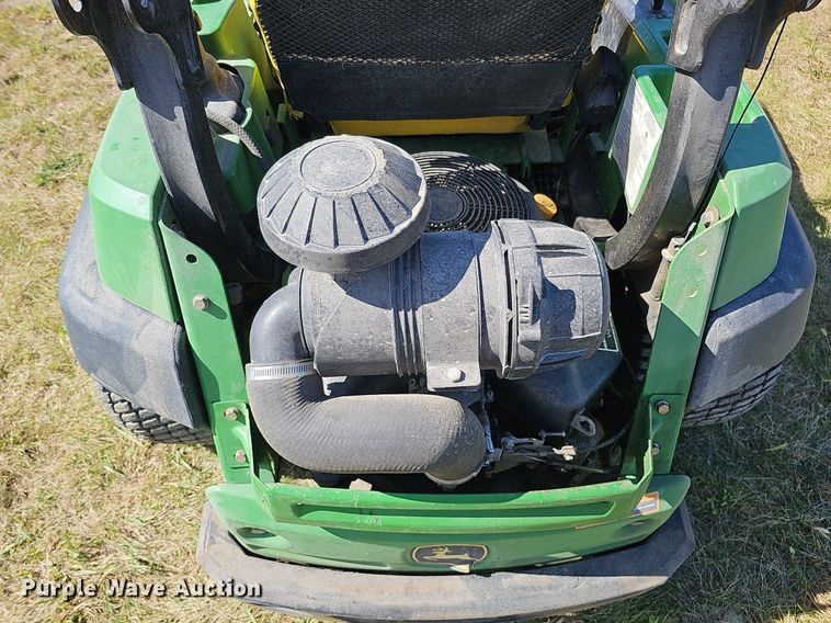 image for item MH9359 2009 John Deere Z925  ZTR lawn mower