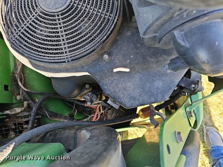 image for item MH9359 2009 John Deere Z925  ZTR lawn mower