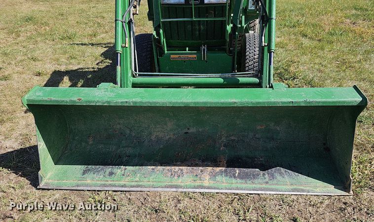 image for item MH9362 2004 John Deere 790  tractor