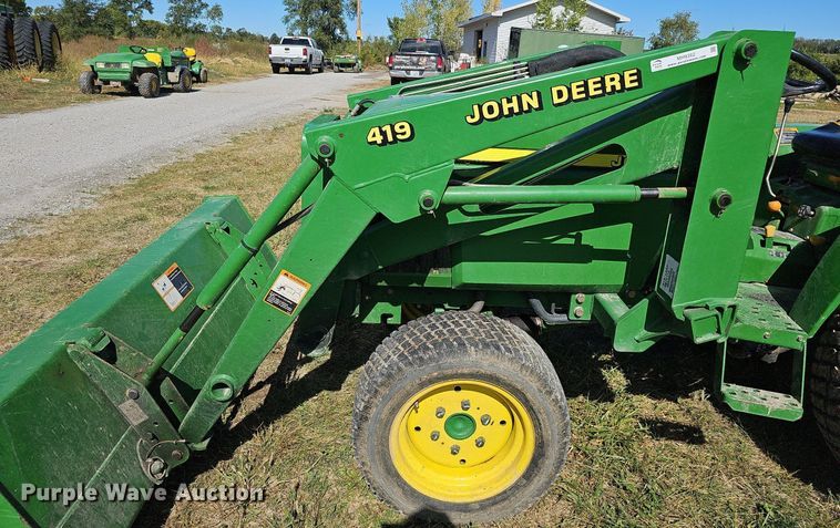 image for item MH9362 2004 John Deere 790  tractor
