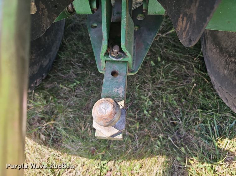 image for item MH9362 2004 John Deere 790  tractor