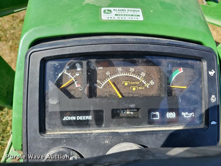 image for item MH9362 2004 John Deere 790  tractor