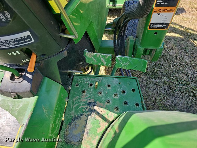 image for item MH9362 2004 John Deere 790  tractor