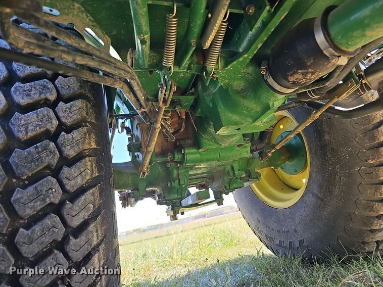 image for item MH9362 2004 John Deere 790  tractor