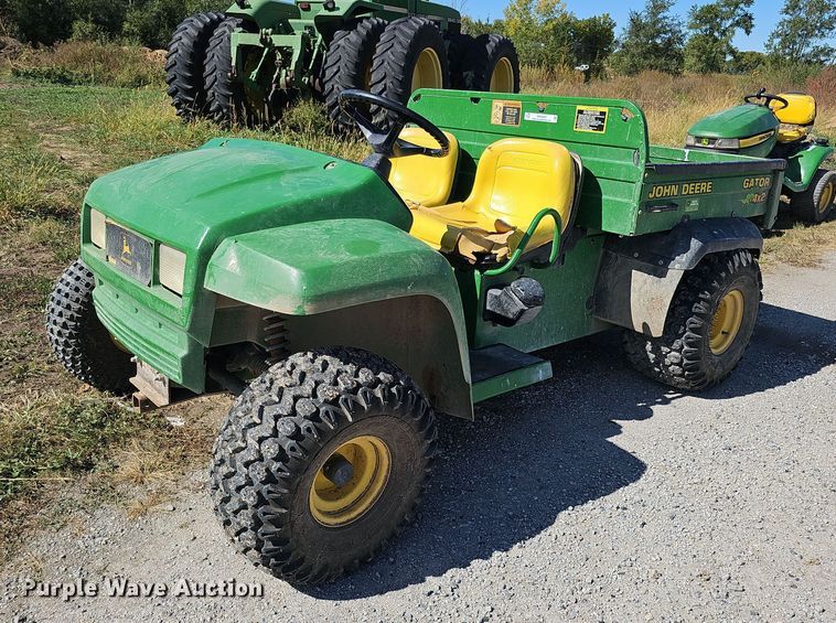 image for item MH9363 2003 John Deere Gator 4x2  utility vehicle