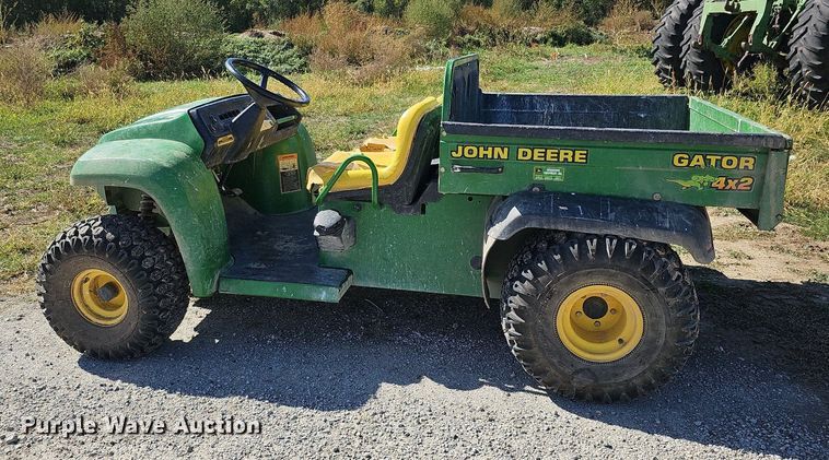 image for item MH9363 2003 John Deere Gator 4x2  utility vehicle
