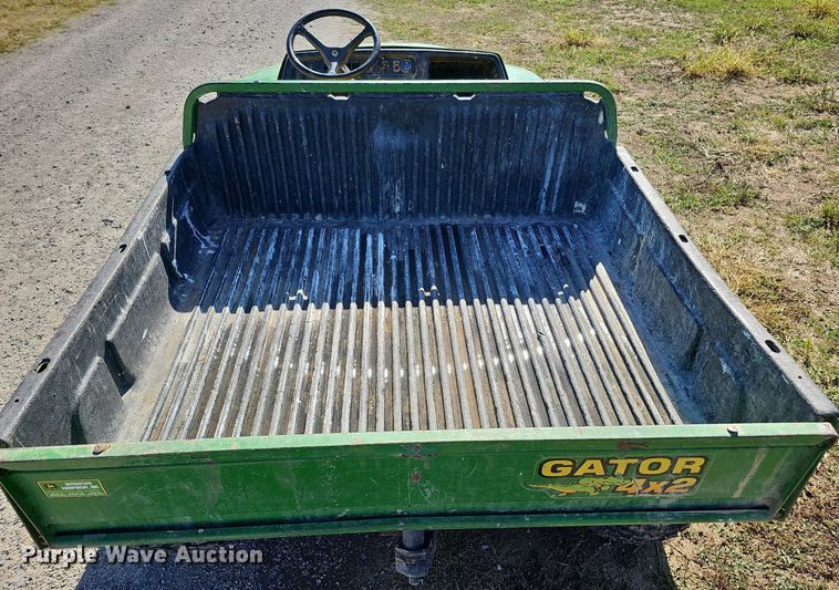 image for item MH9363 2003 John Deere Gator 4x2  utility vehicle