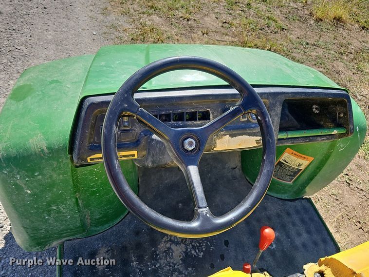 image for item MH9363 2003 John Deere Gator 4x2  utility vehicle