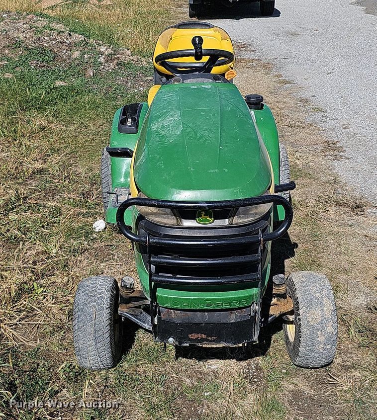 image for item MH9364 2011 John Deere X324  lawn mower