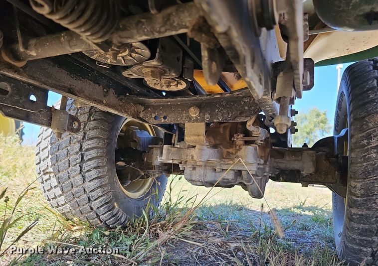 image for item MH9364 2011 John Deere X324  lawn mower