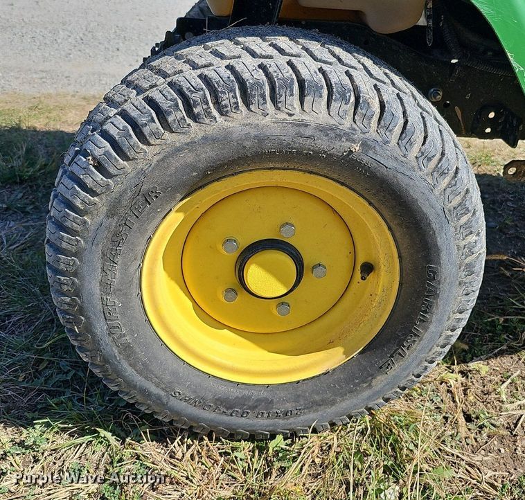 image for item MH9364 2011 John Deere X324  lawn mower