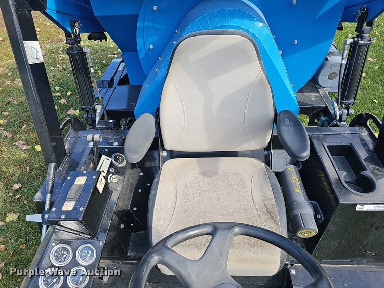 image for item MH9367 Harper Goossen Turbo Vac 30D  turf vac