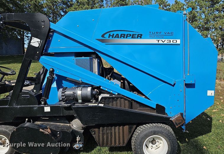 image for item MH9367 Harper Goossen Turbo Vac 30D  turf vac