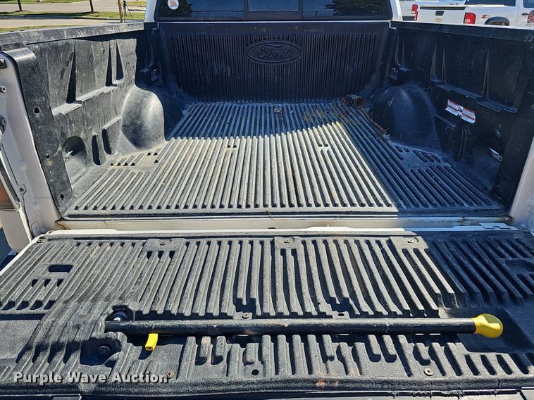 image for item MH9368 2011 Ford F150 Lariat  SuperCrew pickup truck