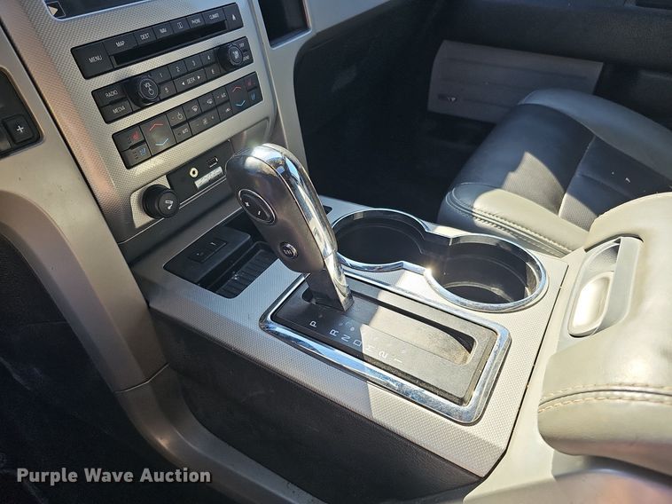 image for item MH9368 2011 Ford F150 Lariat  SuperCrew pickup truck