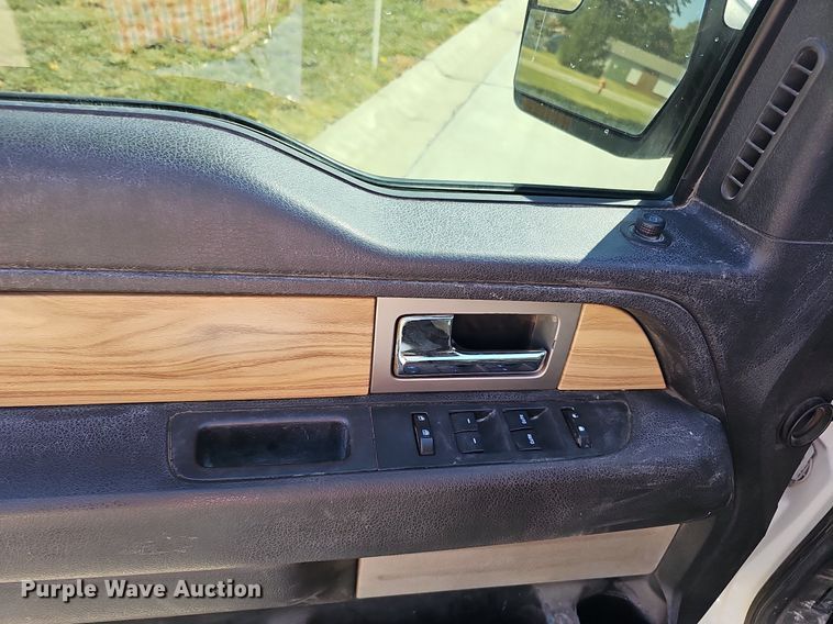 image for item MH9370 2011 Ford F150 Lariat  SuperCrew pickup truck