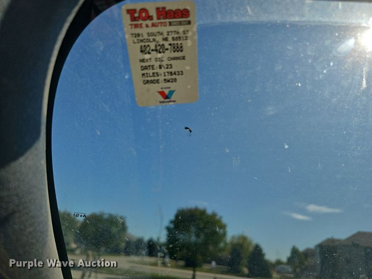 image for item MH9370 2011 Ford F150 Lariat  SuperCrew pickup truck