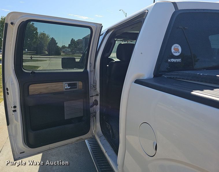 image for item MH9370 2011 Ford F150 Lariat  SuperCrew pickup truck