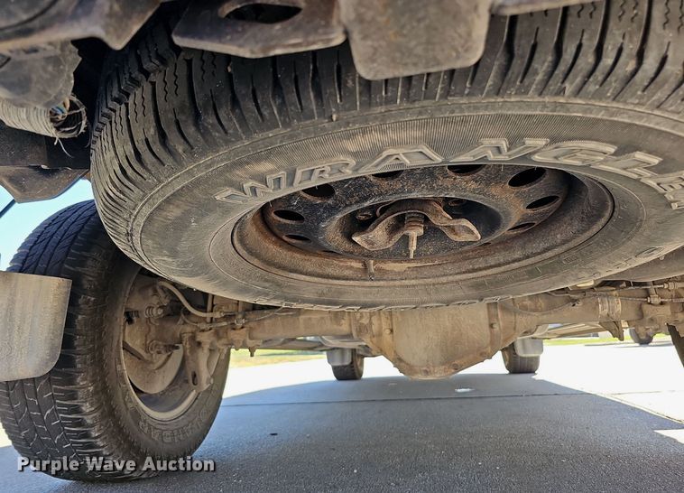 image for item MH9370 2011 Ford F150 Lariat  SuperCrew pickup truck