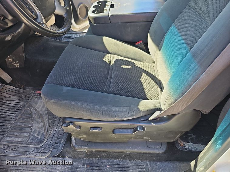 image for item MH9371 2008 Chevrolet Silverado  Crew Cab pickup truck