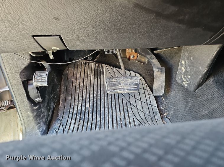 image for item MH9371 2008 Chevrolet Silverado  Crew Cab pickup truck