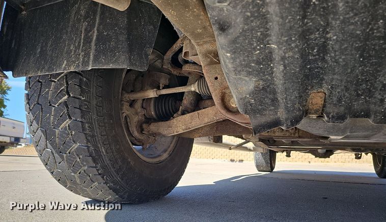 image for item MH9371 2008 Chevrolet Silverado  Crew Cab pickup truck