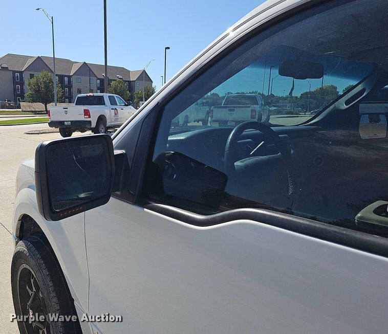 image for item MH9372 2009 Ford F150 XLT  SuperCab pickup truck