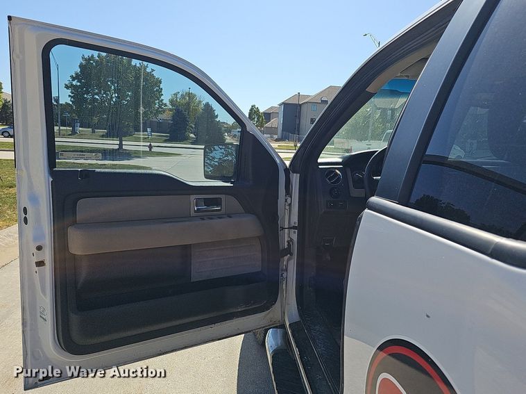 image for item MH9372 2009 Ford F150 XLT  SuperCab pickup truck