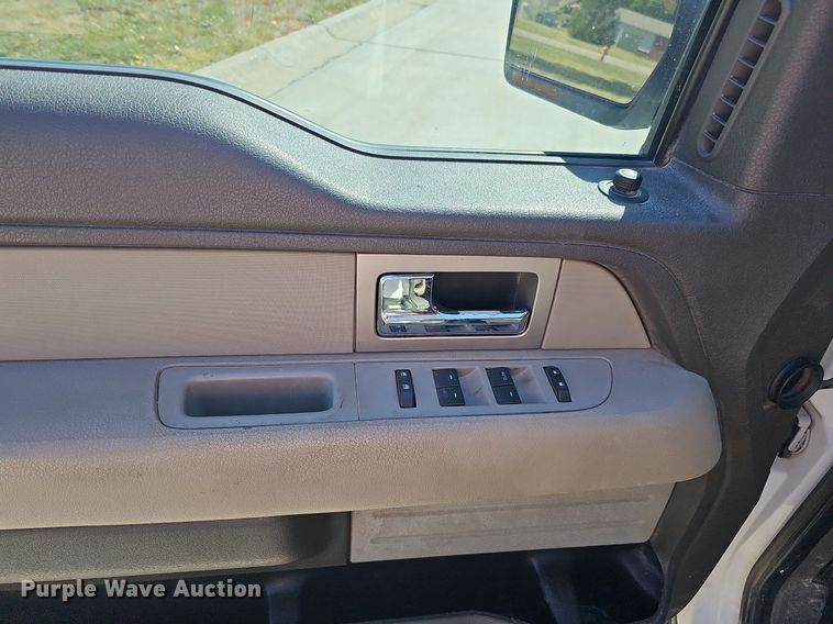 image for item MH9372 2009 Ford F150 XLT  SuperCab pickup truck