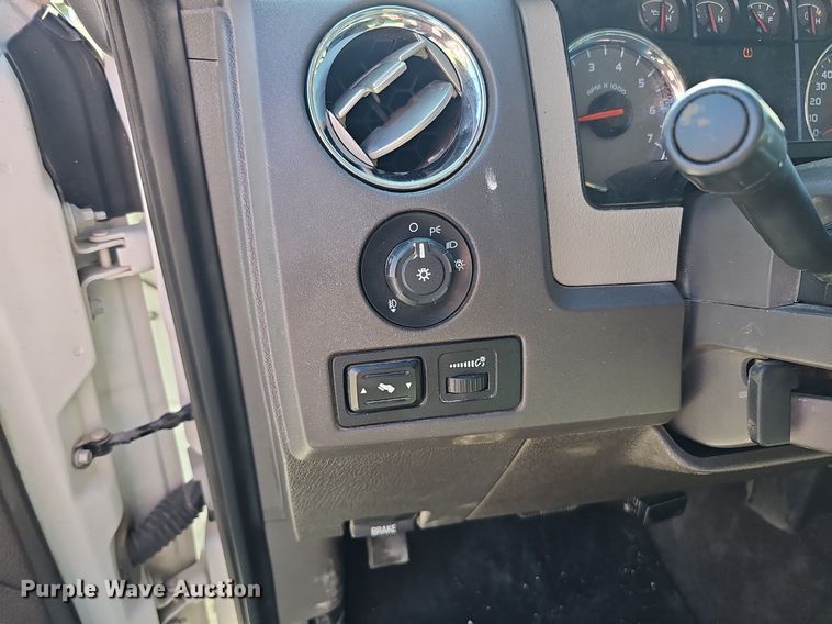 image for item MH9372 2009 Ford F150 XLT  SuperCab pickup truck