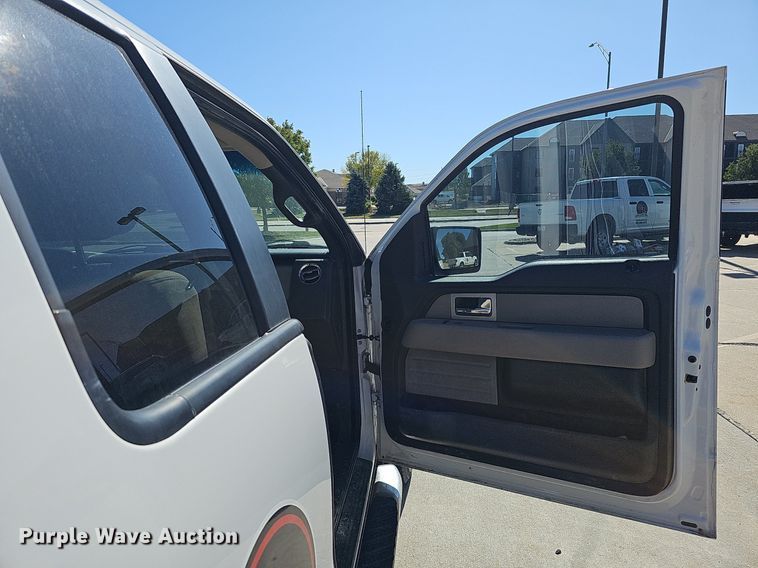 image for item MH9372 2009 Ford F150 XLT  SuperCab pickup truck