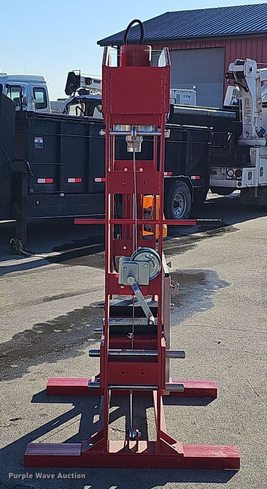 image for item MH9378 Hydraulic press